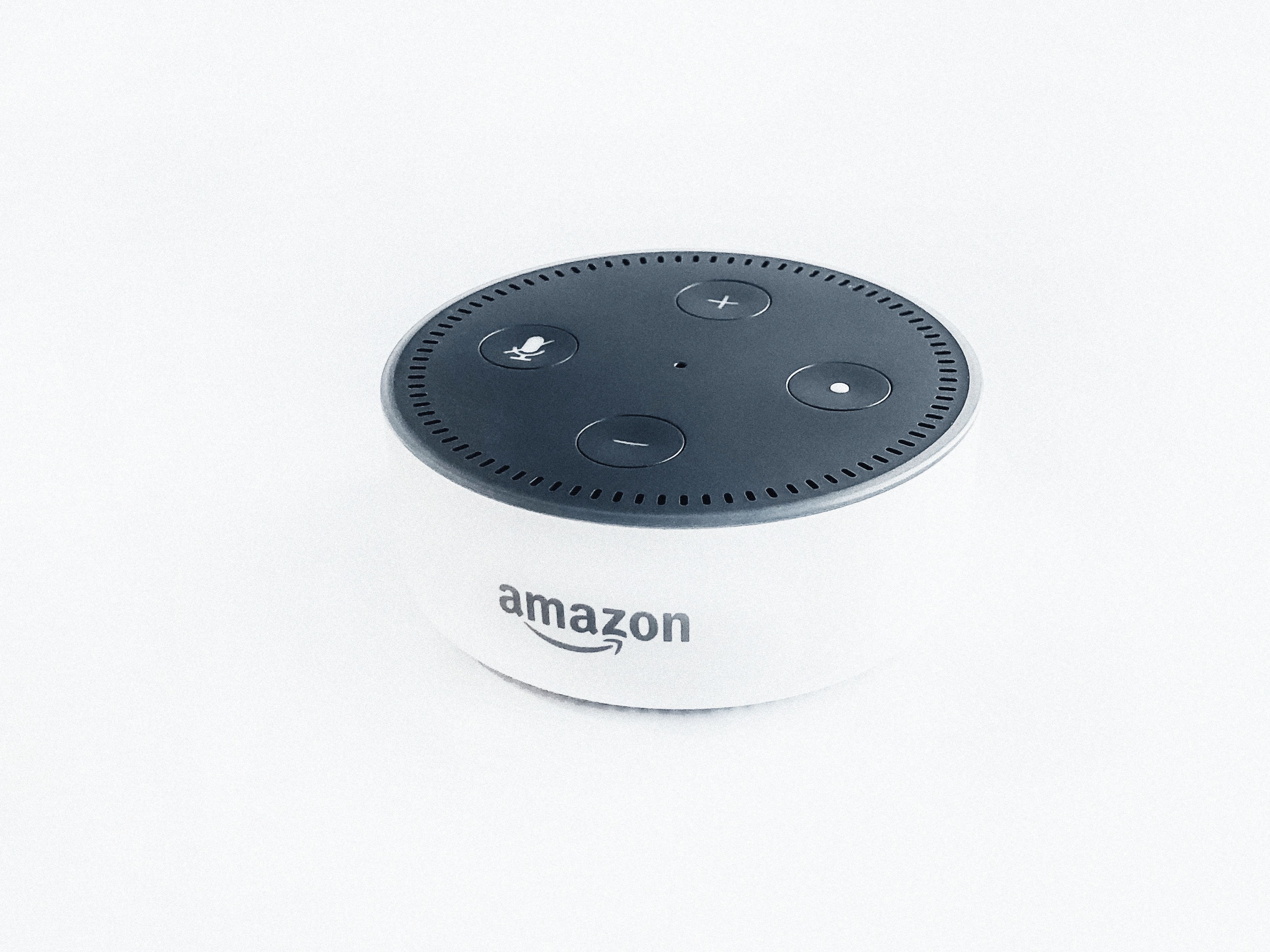 Amazon_Alexa_Echo